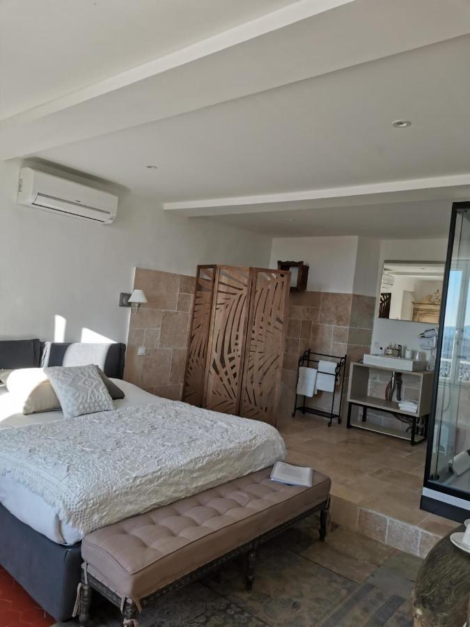 Chambres Lougolin 格拉斯 外观 照片